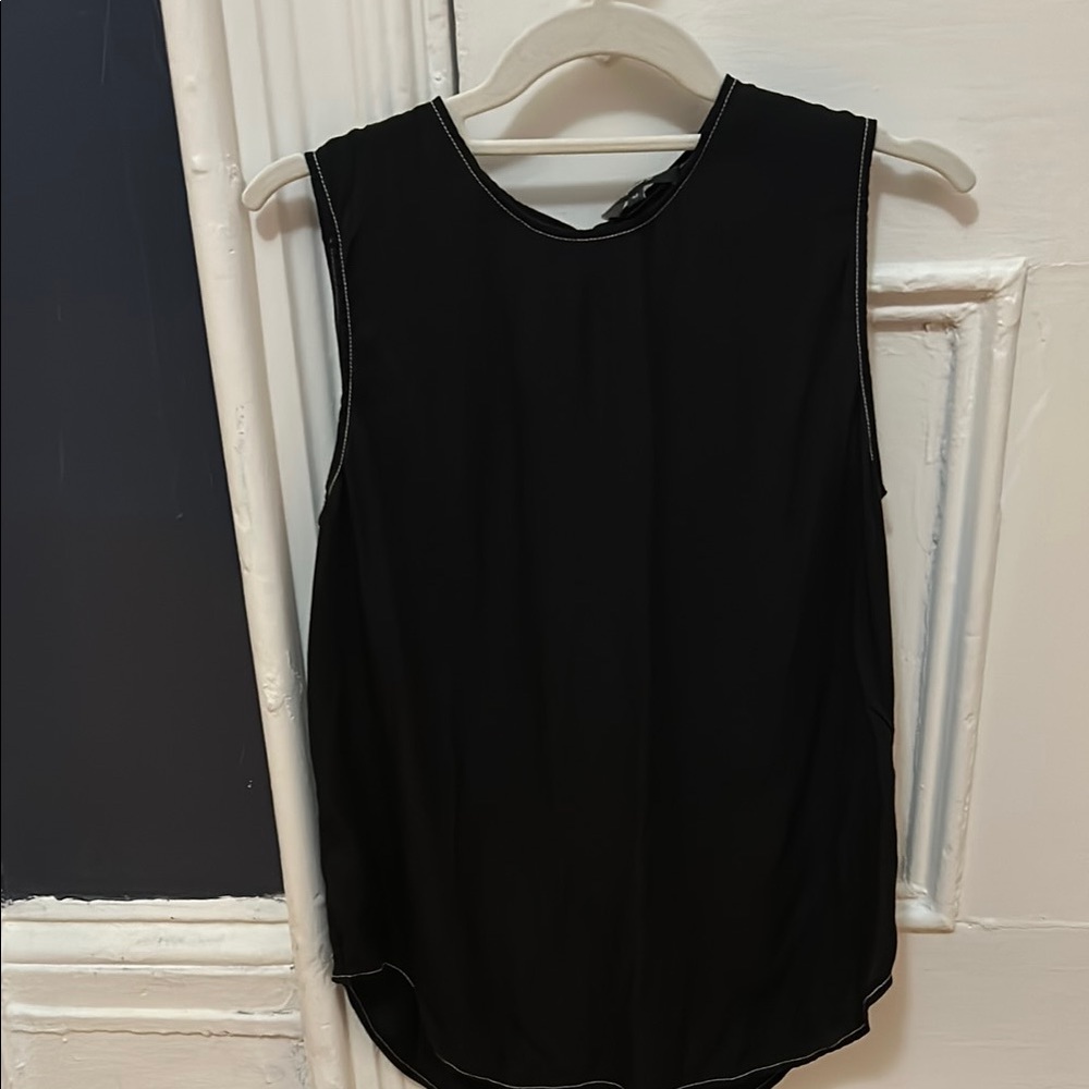 Black Sleeveless Theory Women's Top - Size M